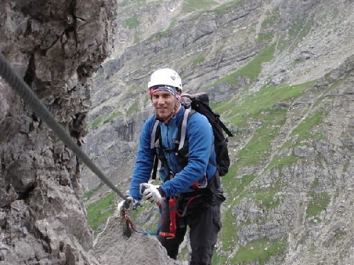 Abstieg im Ger&ouml;ll