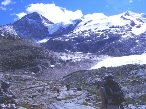 Ein langer H&uuml;ttenzustieg