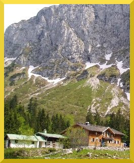 picture: east ascent in front of the north wall